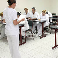 escuelas enfermeria