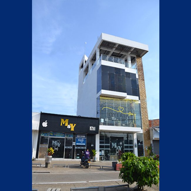 COMERCIALIZADORA M&Y