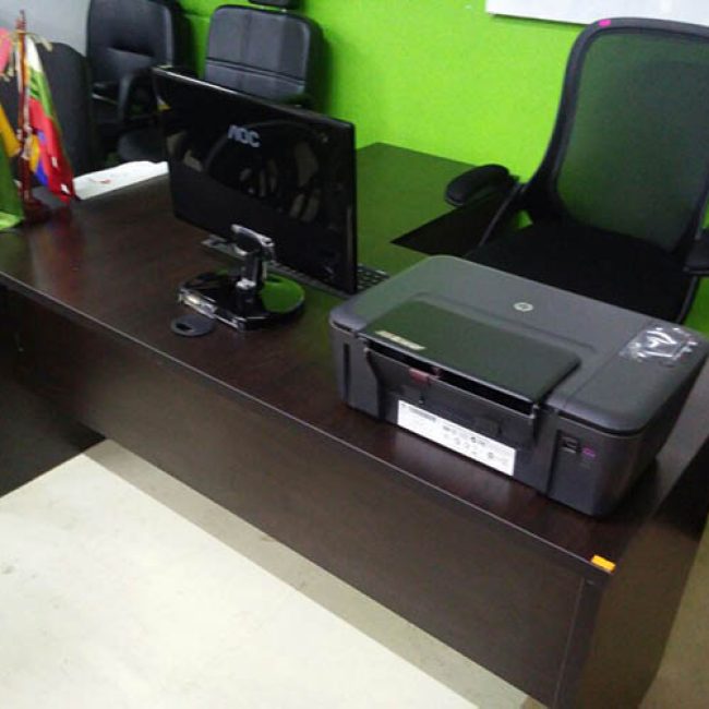 MERK MUEBLES Y HOGAR