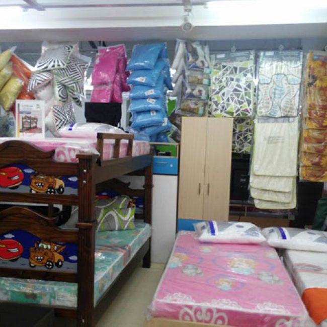 MERK MUEBLES Y HOGAR