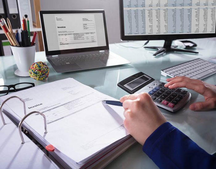 LES SERVICIOS Y ASESORIAS_