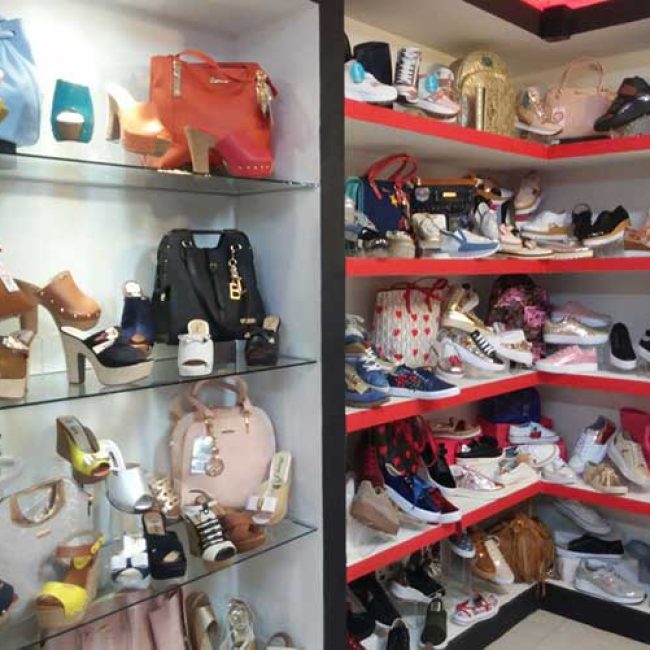 ZAPATOS Y BOLSOS LAURA´S