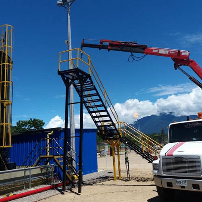 ESTRUCTURAS Y SUMINISTROS DEL LLANO