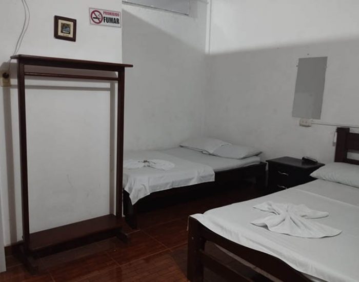 HOTEL BRISAS DEL RIO