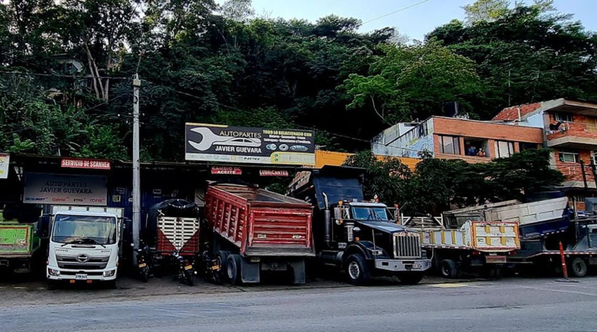 AUTOPARTES JAVIER GUEVARA