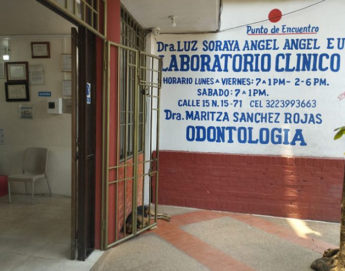 Dra. Luz Soraya Angel Angel E.U. - LABORATORIO CLINICO
