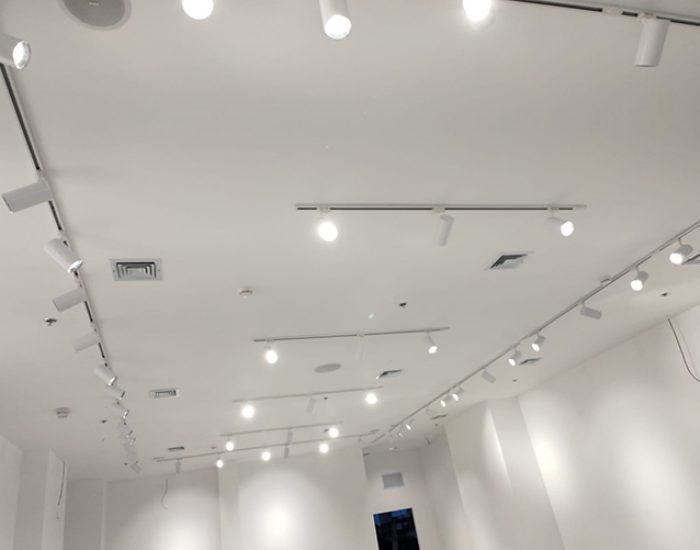 DECORACIONES Y TERMINADOS SYM