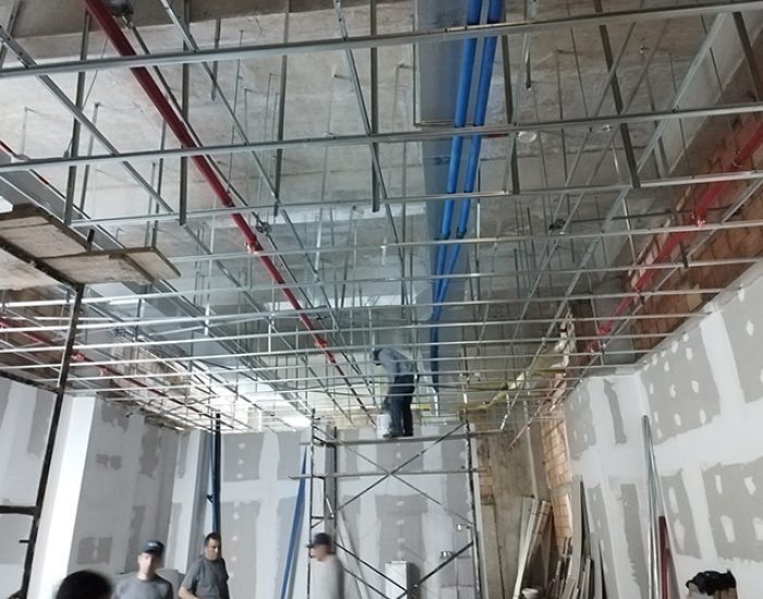 DECORACIONES Y TERMINADOS SYM