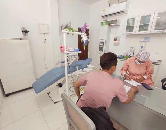 Dra. Gloria Echavez Villegas Odontolgía