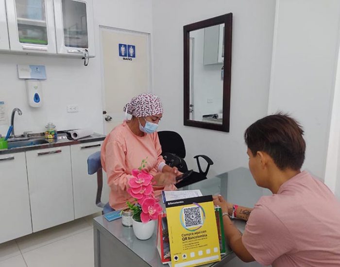 Dra. Gloria Echavez Villegas Odontolgía