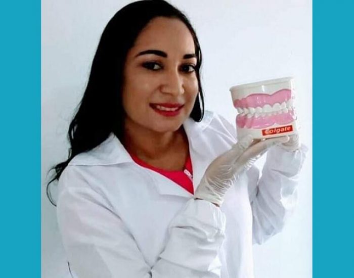 Dra. Gloria Echavez Villegas Odontolgía