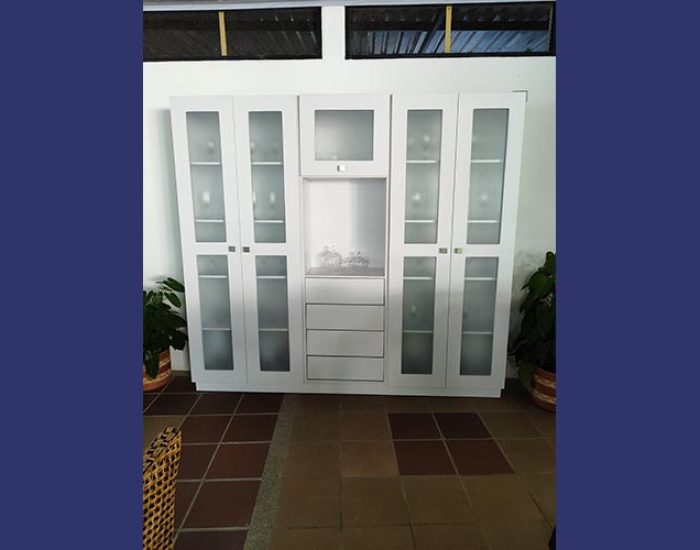 CARPINTERIA TAPICERIA LOS LLOREDA