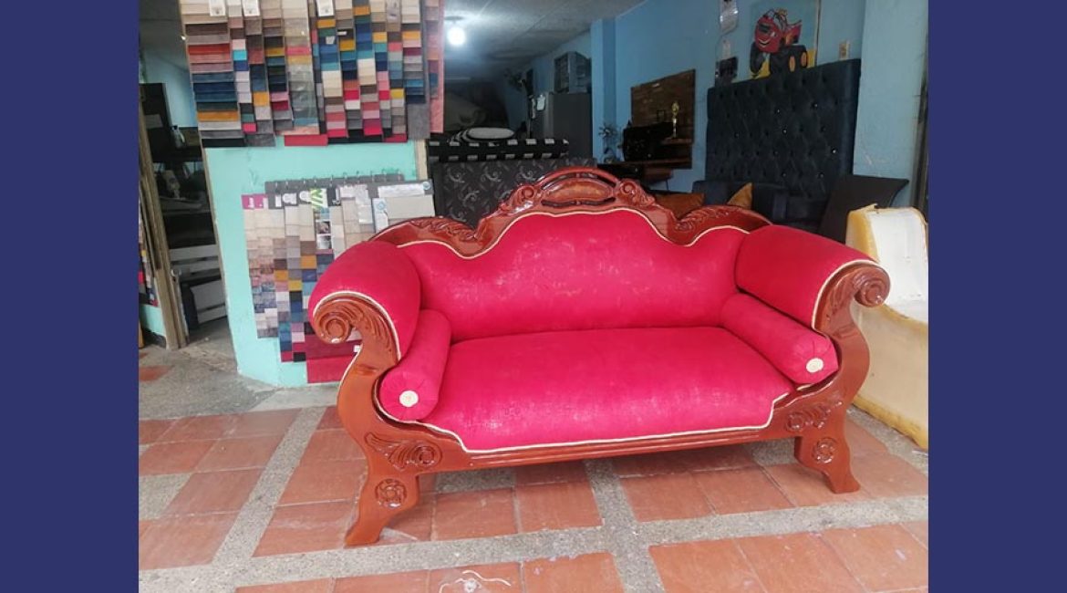 CARPINTERIA TAPICERIA LOS LLOREDA