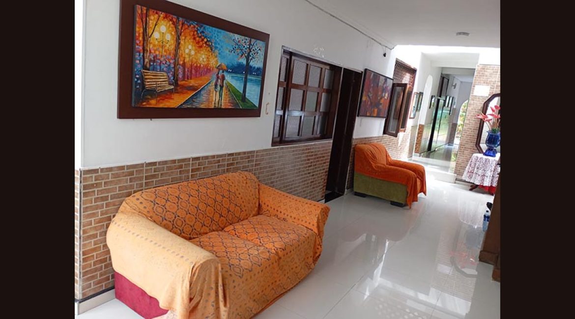 Hotel Hostal Ullumbe