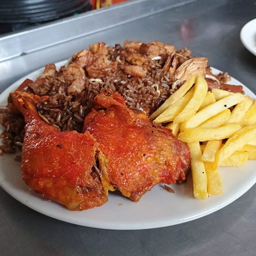 RESTAURANTE CHINO HONG-KONG ÁI MÍ LÍ