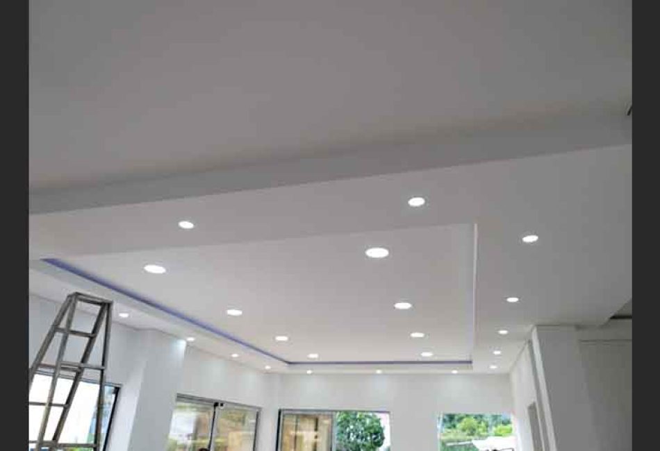 DECORACIONES Y TERMINADOS SYM