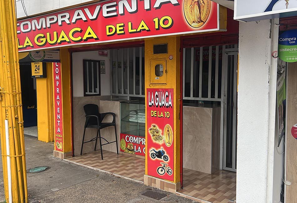 COMPRAVENTA LA GUACA DE LA 10