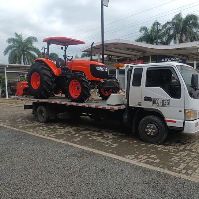 SERVICIO DE GRÚA EN PLANCHÓN CAMABAJA Y GANCHO