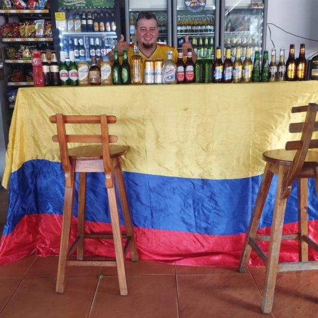 PAJUTOKI LICORERA