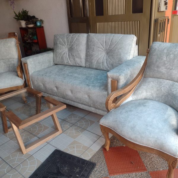 MUEBLES CONFORT