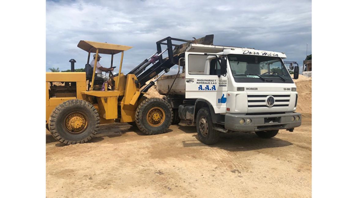 AAA MAQUINARIA & MATERIALES SAS