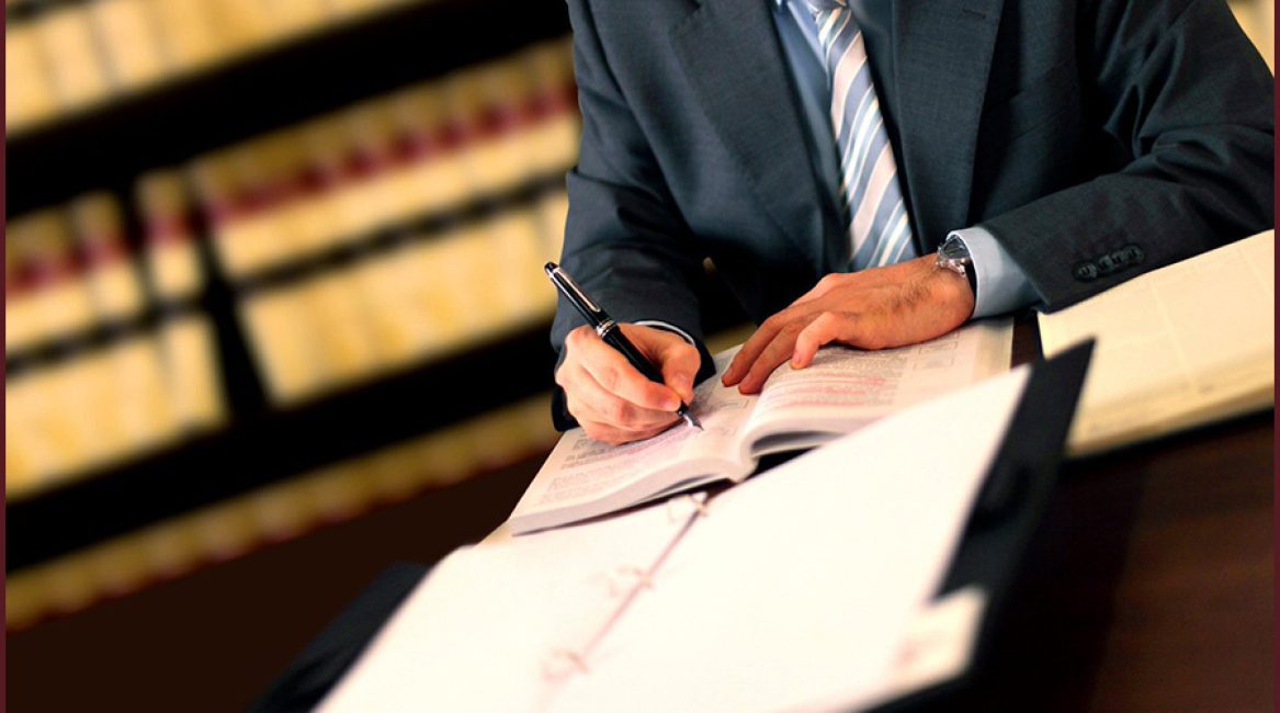 MR ABOGADOS