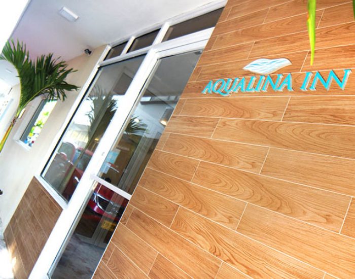 Aqualina Inn