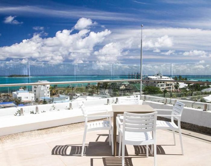 HOTEL AZURE lofts & Pool