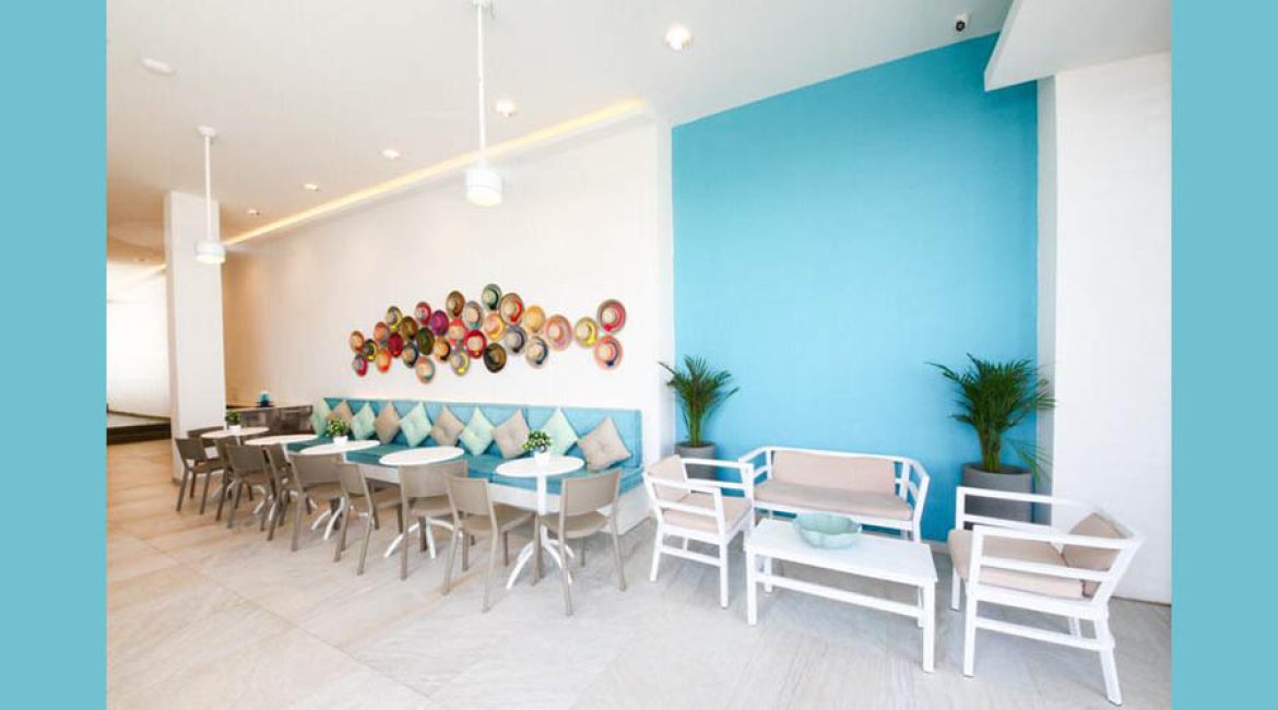 HOTEL AZURE lofts & Pool