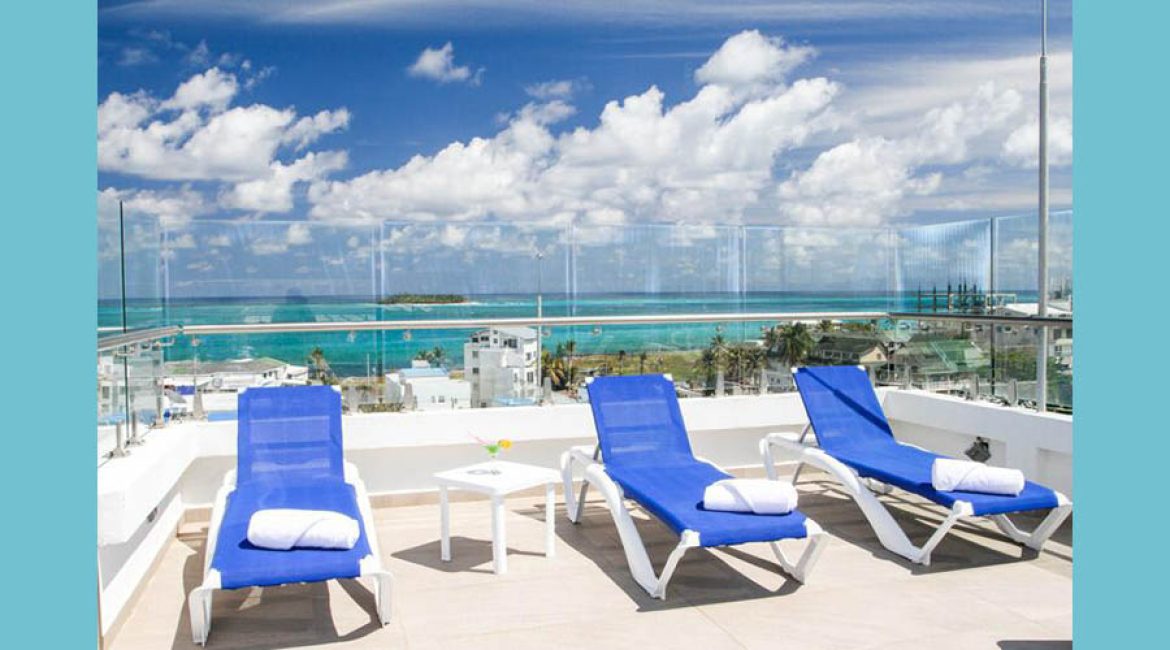 HOTEL AZURE lofts & Pool