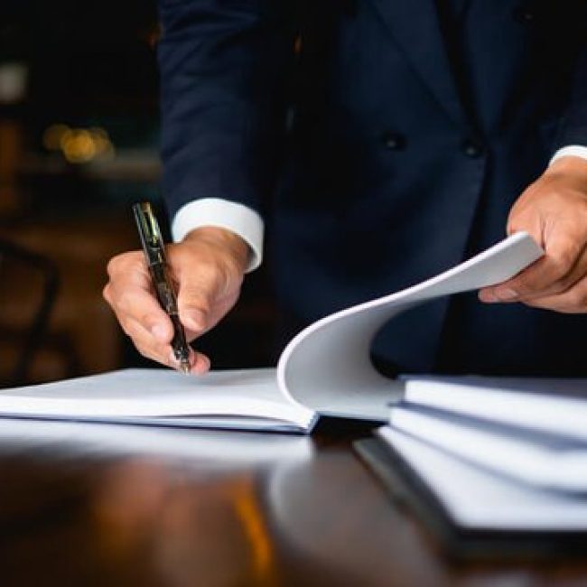 GABRIEL ESCOBAR Abogados Especializados